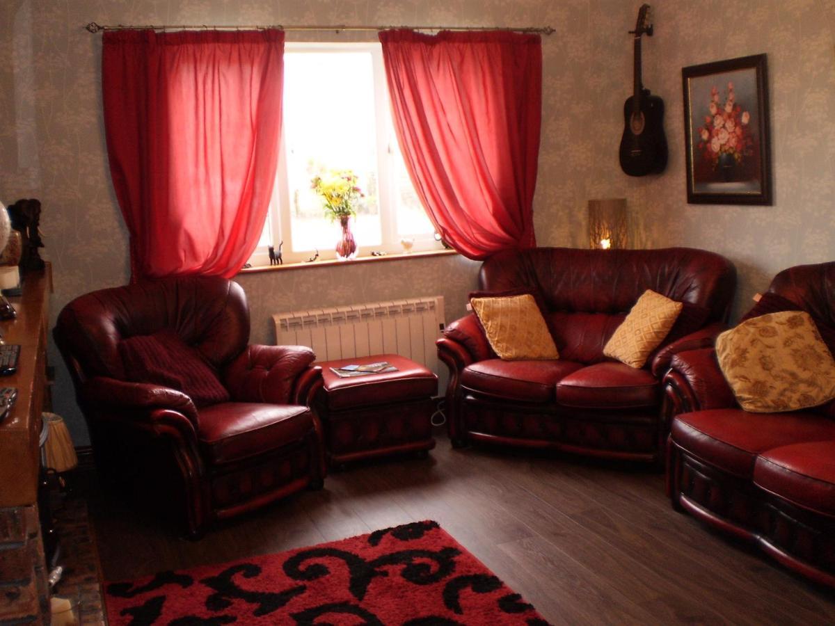 Sportsmans Lodge Bed And Breakfast Amlwch Esterno foto